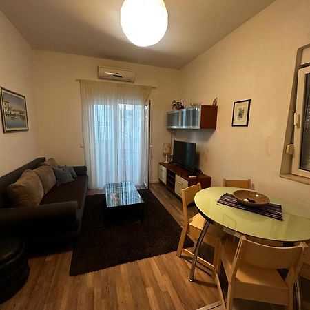 Leona Lägenhet Trogir Exteriör bild
