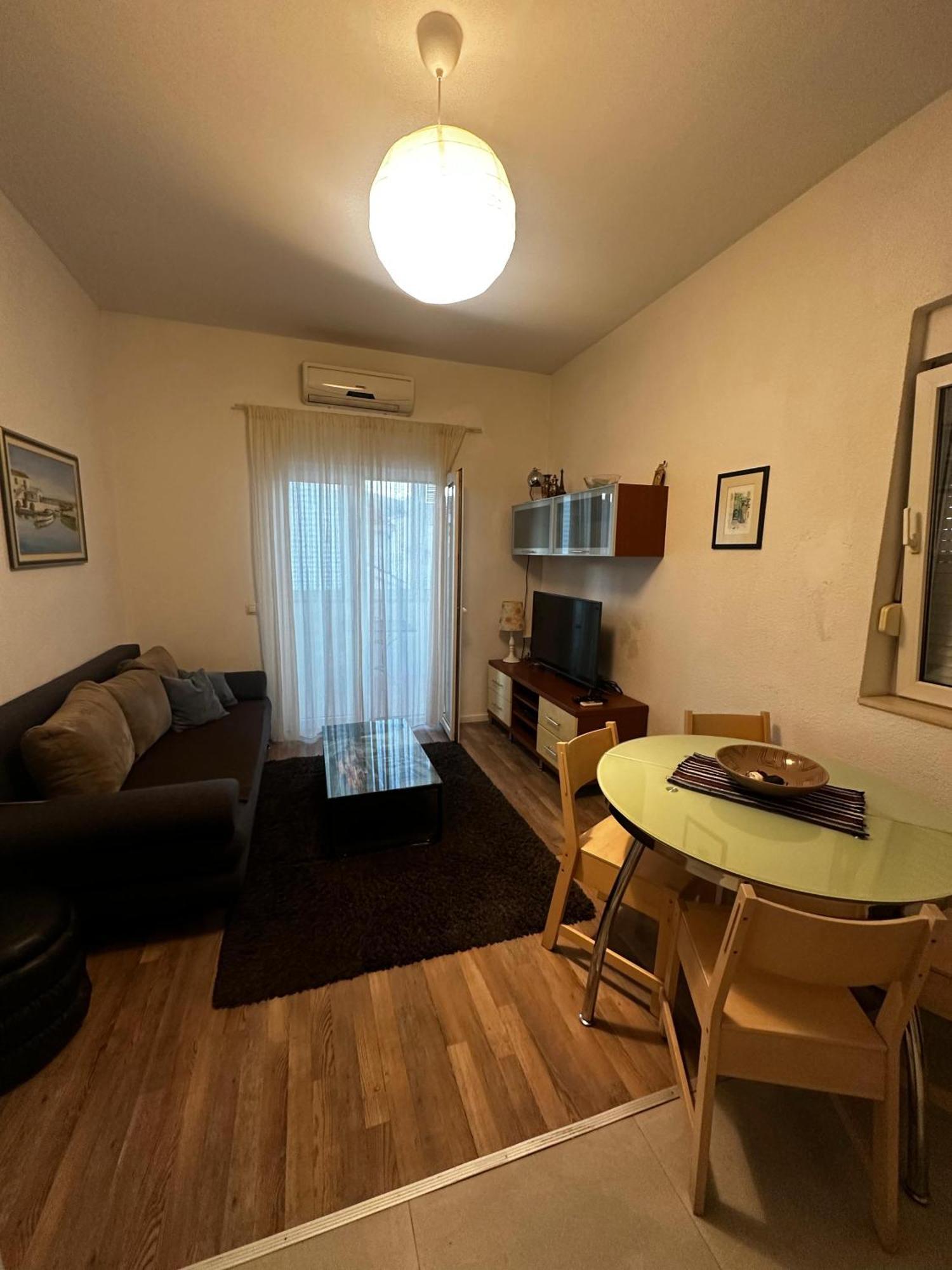 Leona Lägenhet Trogir Exteriör bild